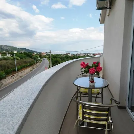 Apartament Livaja