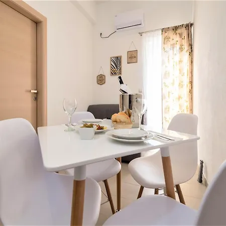 Livaja Appartement *