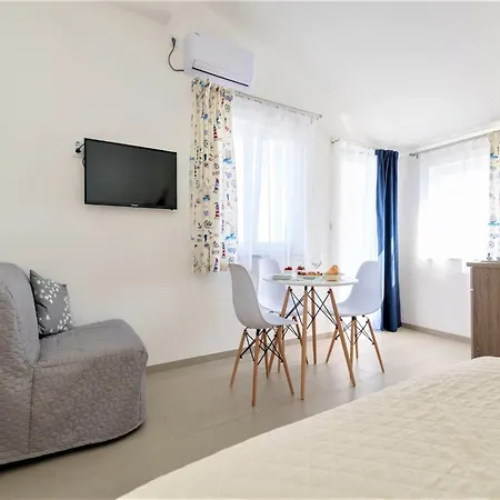 Appartement Livaja *